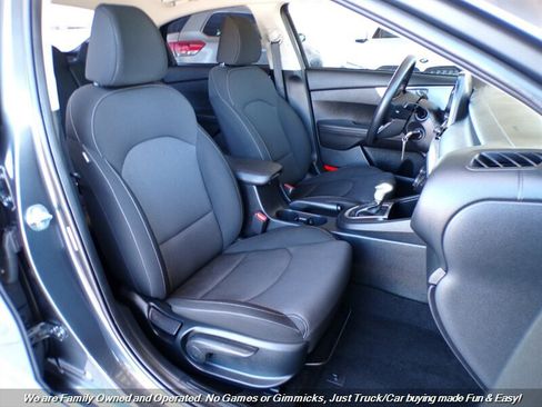 Used 2024 Kia Forte LXS FWD image 24