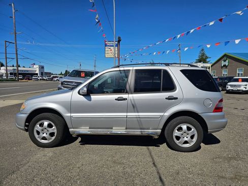 Used 2003 Mercedes-Benz ML 320 4MATIC image 4