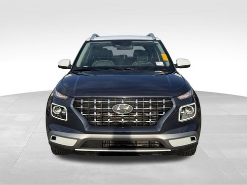 Used 2023 Hyundai Venue Limited FWD image 21