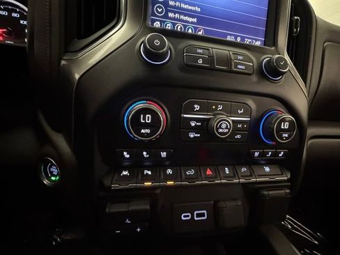 Used 2019 Chevrolet Silverado 1500 LTZ w/ LTZ Texas Edition image 10