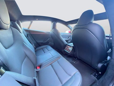 Used 2026 Tesla Model S AWD/4WD image 19