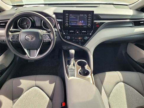 Used 2023 Toyota Camry LE w/ Convenience Package image 9