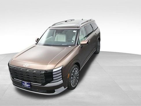 Certified 2026 Hyundai Palisade Calligraphy FWD image 26