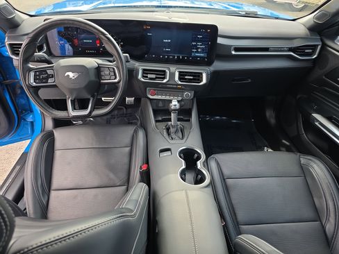 Used 2024 Ford Mustang Premium image 13