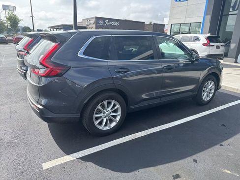 Used 2024 Honda CR-V EX-L image 11
