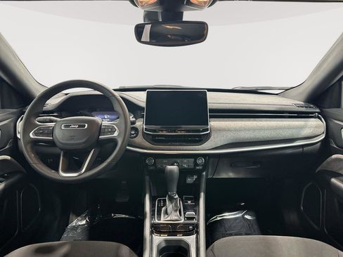 Used 2023 Jeep Compass Sport image 20