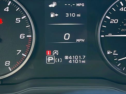 Certified 2025 Subaru Crosstrek 2.0i Premium w/ Crosstrek Mirror Package image 20