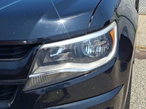 Used 2019 Chevrolet Colorado W/T w/ Custom Special Edition RWD image 7