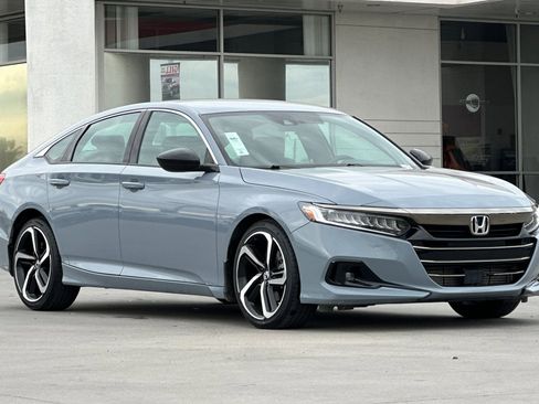 Used 2022 Honda Accord Sport image 8
