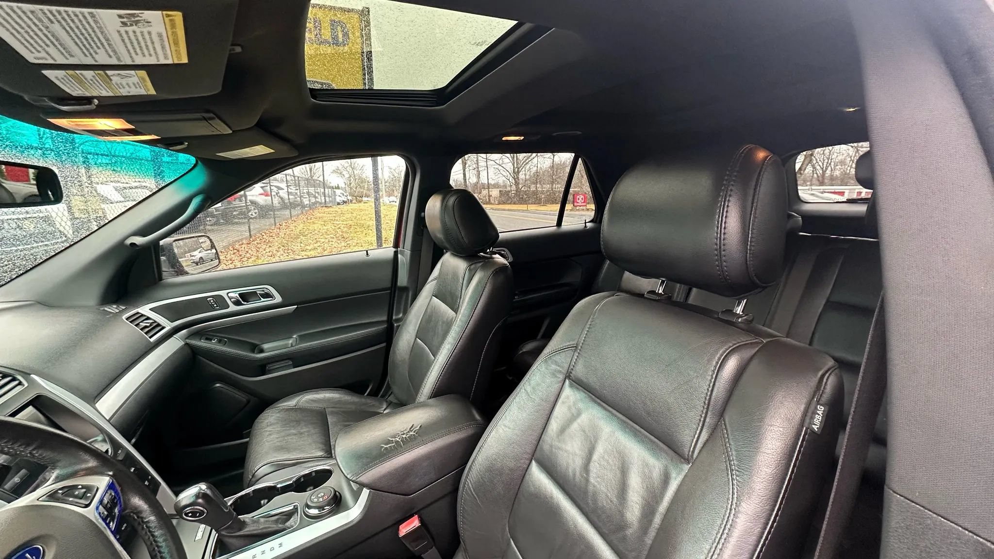 Used 2014 Ford Explorer XLT AWD/4WD image 21