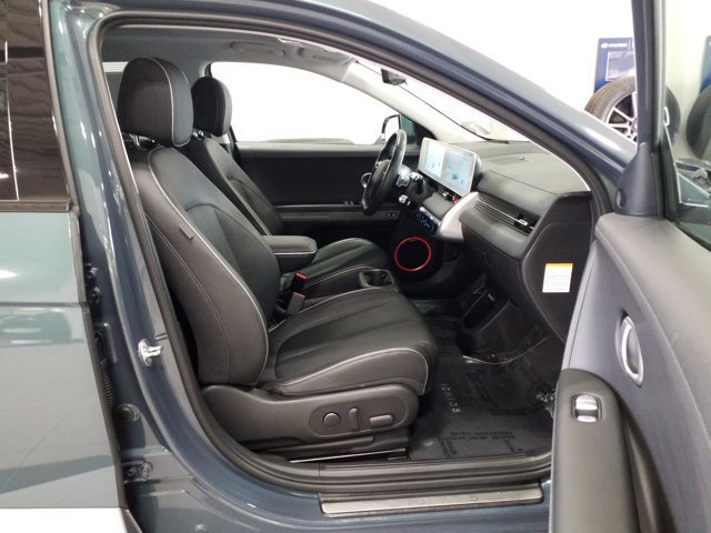 Certified 2024 Hyundai Ioniq 5 Limited RWD image 16
