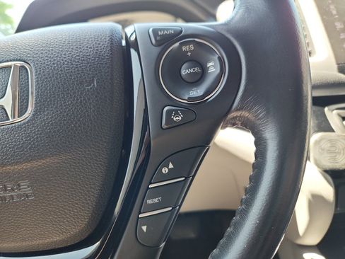 Used 2018 Honda Ridgeline RTL-E image 13