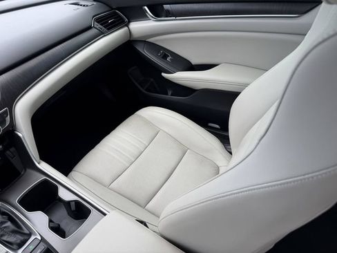 Used 2022 Honda Accord EX-L image 18