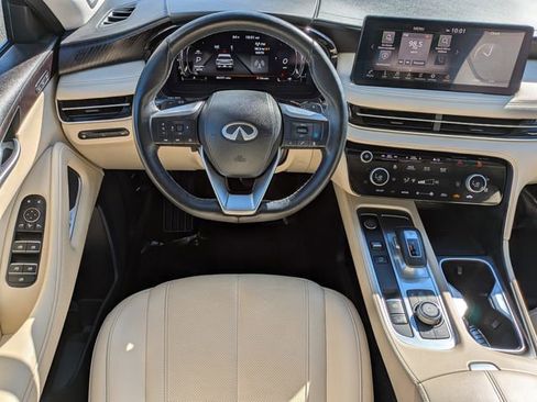 Used 2023 INFINITI QX60 Sensory w/ Vision Package AWD/4WD image 16
