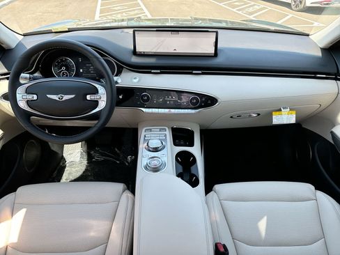 Used 2025 Genesis GV70 2.5T AWD/4WD image 18