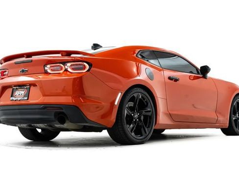 Used 2021 Chevrolet Camaro SS image 4