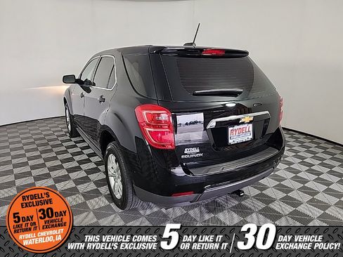 Used 2017 Chevrolet Equinox LS image 8