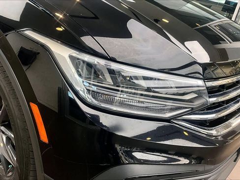 Used 2022 Volkswagen Tiguan SE image 27