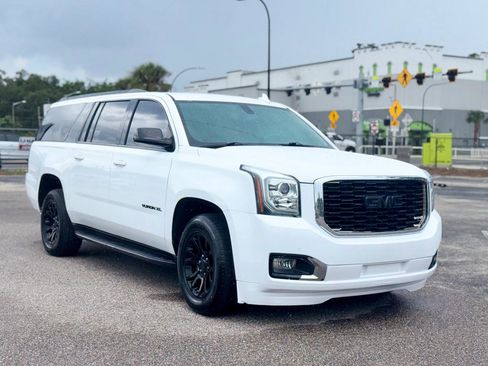 Used 2020 GMC Yukon XL SLE RWD image 6