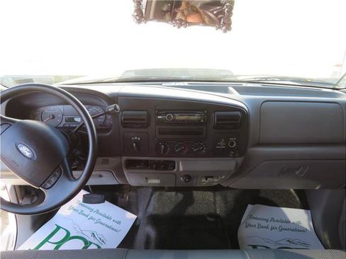 Used 2006 Ford F250 XL image 5