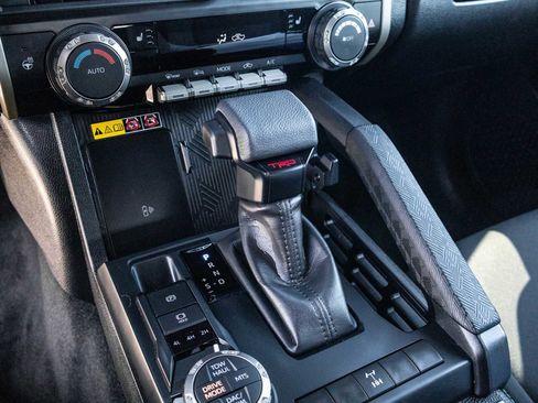 Certified 2026 Toyota Tacoma TRD Off-Road w/ TRD Off Road Upgrade Package image 28