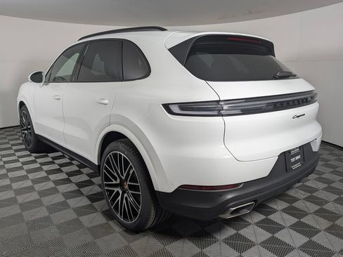 New 2026 Porsche Cayenne image 3