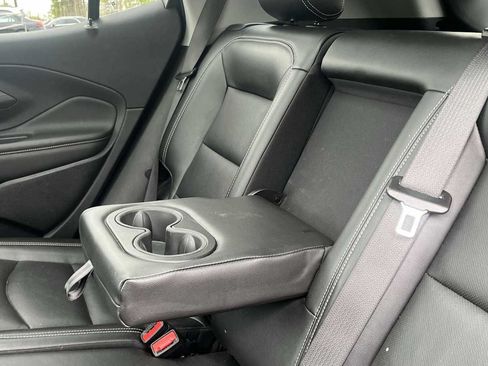Used 2022 GMC Terrain SLT w/ Infotainment Package II AWD/4WD image 37