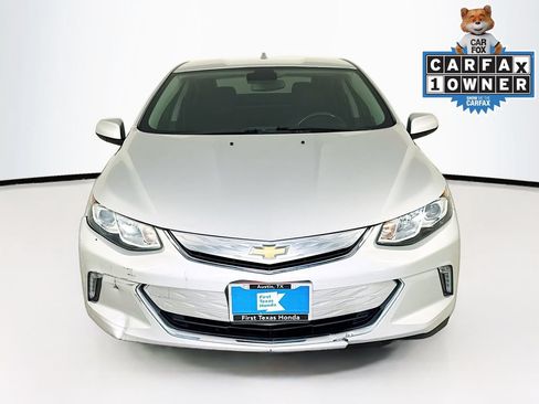 Used 2017 Chevrolet Volt LT w/ Comfort Package FWD image 2