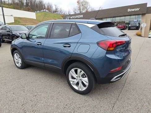 Certified 2024 Buick Encore GX Preferred w/ Comfort Package image 3