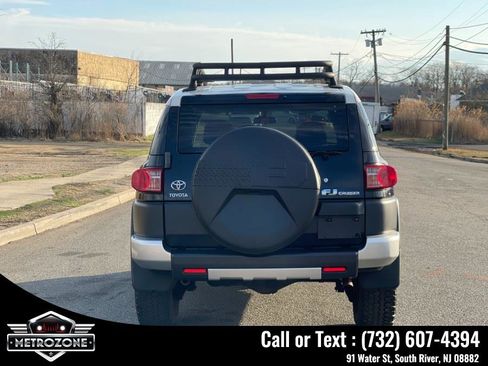 Used 2007 Toyota FJ Cruiser 4WD image 4