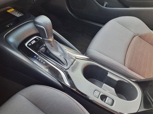 Used 2024 Toyota Corolla SE image 14