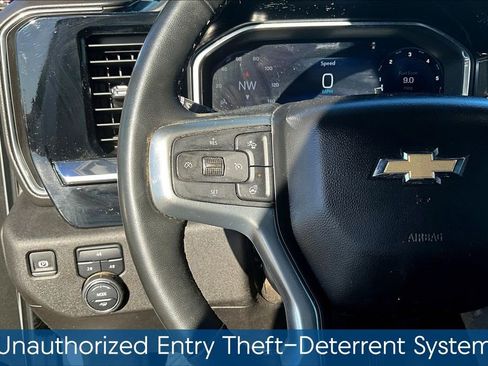 Used 2024 Chevrolet Silverado 2500 LT w/ Convenience Package image 12