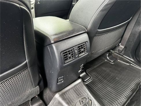 Used 2019 Toyota 4Runner SR5 Premium AWD/4WD image 17