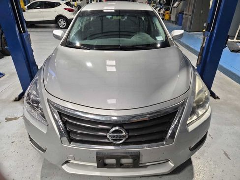 Used 2015 Nissan Altima 2.5 S w/ Power Driver Seat Package FWD image 5