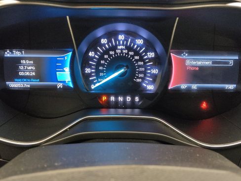 Used 2018 Ford Fusion SE w/ Fusion SE Technology Package image 23