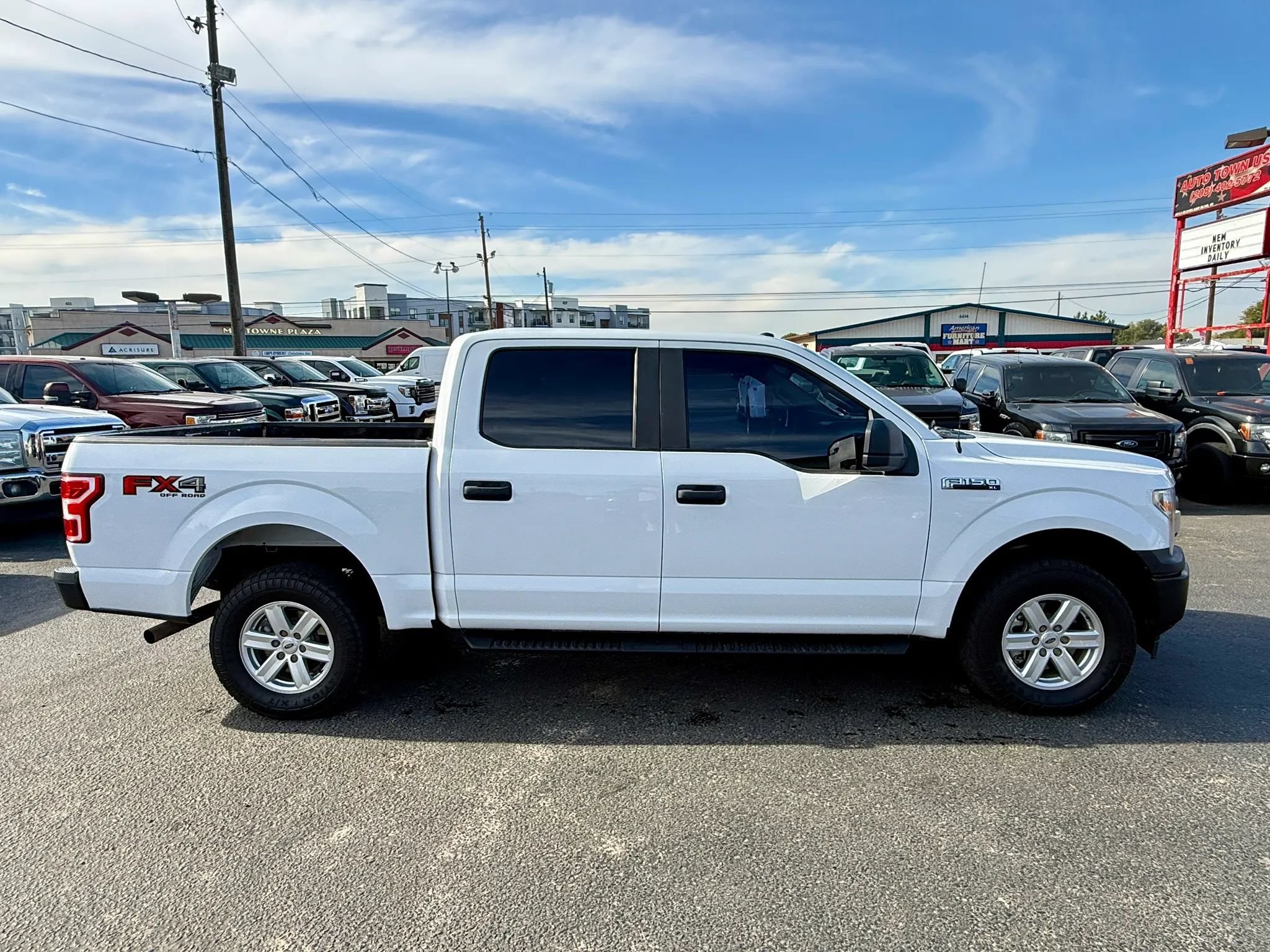 Used 2018 Ford F150 XL w/ Equipment Group 101A Mid AWD/4WD image 6