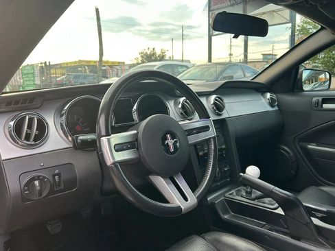 Used 2005 Ford Mustang GT Premium RWD image 11