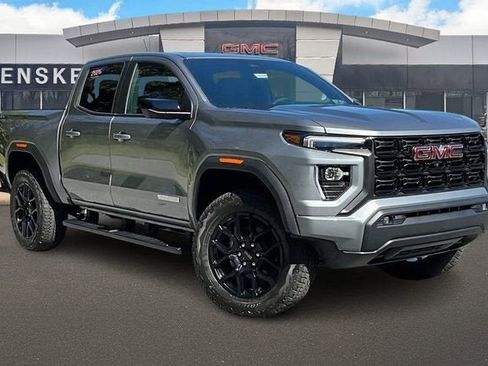 New 2026 GMC Canyon Elevation w/ Convenience Package image 2