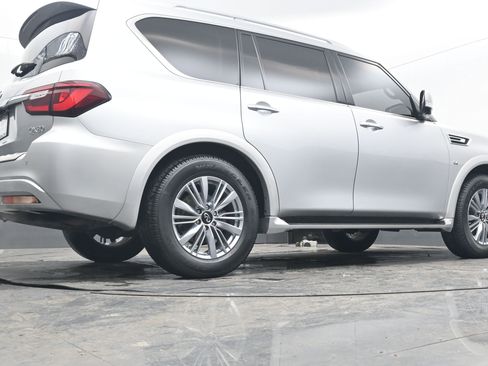 Used 2020 INFINITI QX80 Luxe w/ Proassist Package image 29