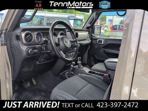 Used 2020 Jeep Gladiator Sport w/ Quick Order Package 24S AWD/4WD image 19