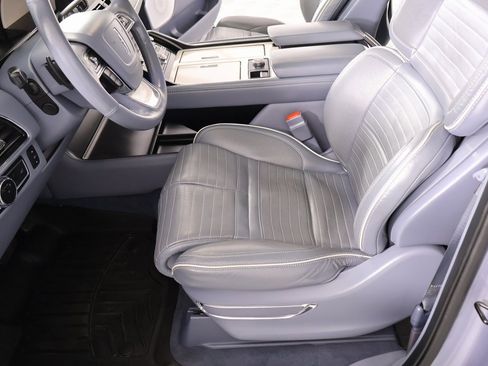 Used 2020 Lincoln Navigator Black Label image 11