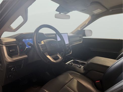 Certified 2023 Ford Expedition Max XLT image 42