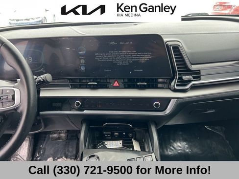Certified 2023 Kia Sportage EX w/ EX Premium Package image 36