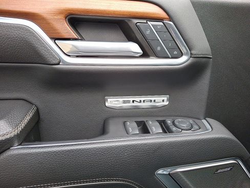 Used 2023 GMC Sierra 1500 Denali w/ Denali Reserve Package image 13