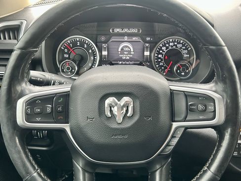 Used 2019 RAM 1500 Big Horn AWD/4WD image 19