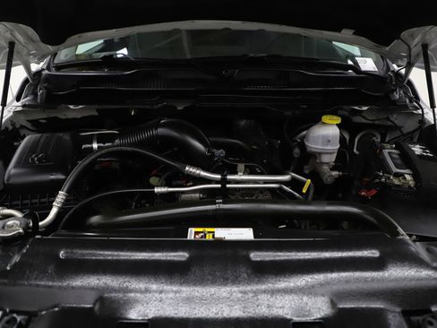 Used 2022 RAM 1500 Classic SLT w/ Protection Group AWD/4WD image 26
