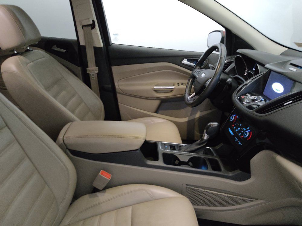 Used 2017 Ford Escape Titanium AWD/4WD image 21