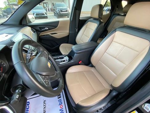 Used 2024 Chevrolet Equinox Premier FWD image 12