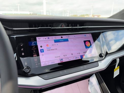 Used 2024 Jeep Wagoneer Launch Edition image 20