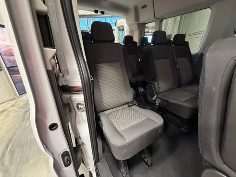 Used 2023 Ford Transit 350 XLT image 6